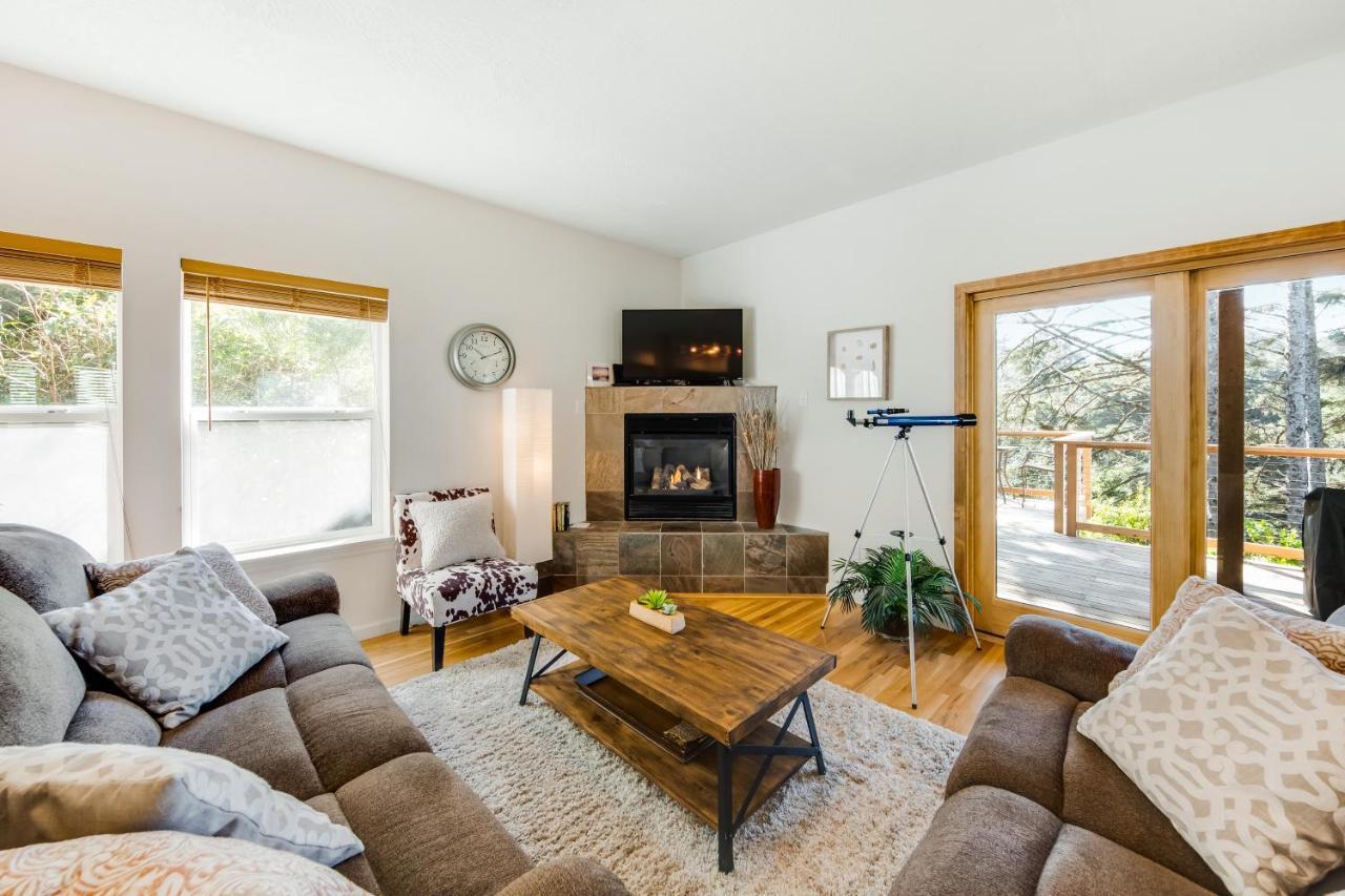 Yaquina Lighthouse View Beach Home Newport Luaran gambar