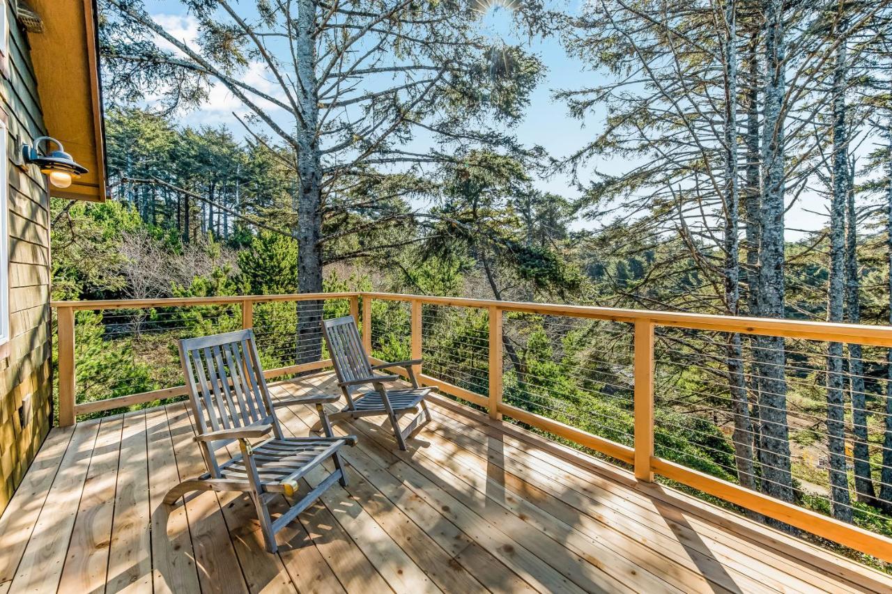 Yaquina Lighthouse View Beach Home Newport Luaran gambar